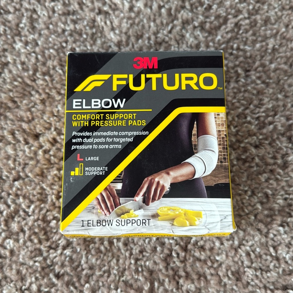 Futuro Elbow Comfort Support with Pressure Pads